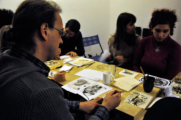 Drawing with tea
